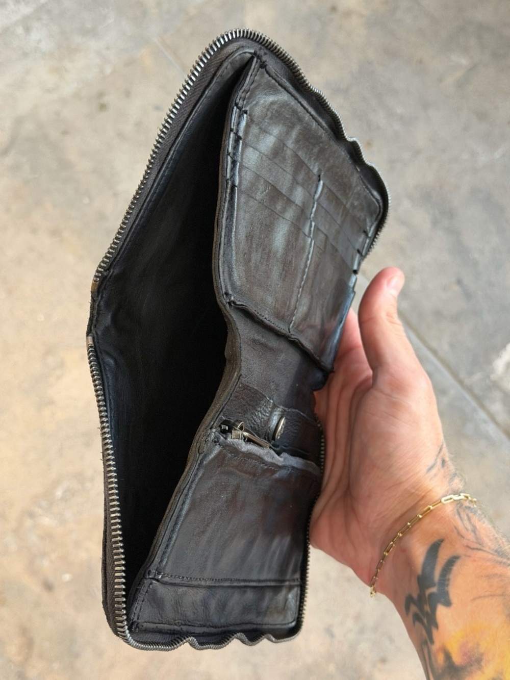 Campomaggi Leather Studded & Embellished Wallet. Comes with tags, and dust bag. - Picture 5 of 5